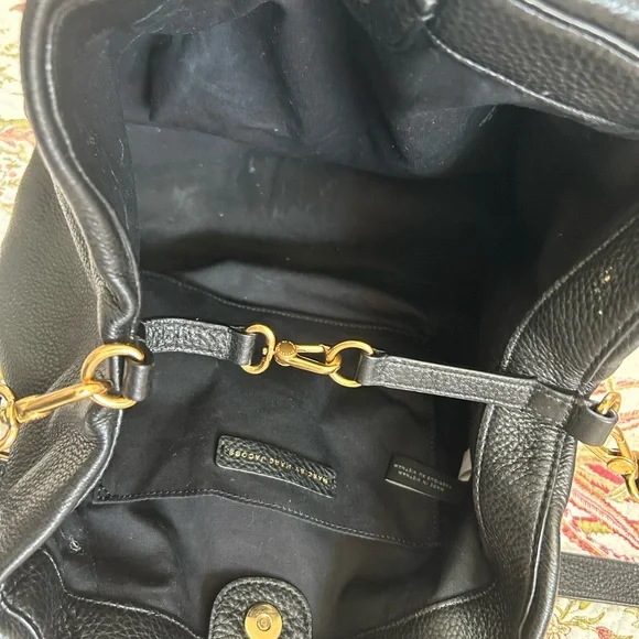 Marc By Marc Jacobs Black Shoulder Bag with Gold Accent - Picture 5 of 9